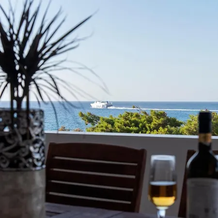 בית נופש Port View House פרספורוס